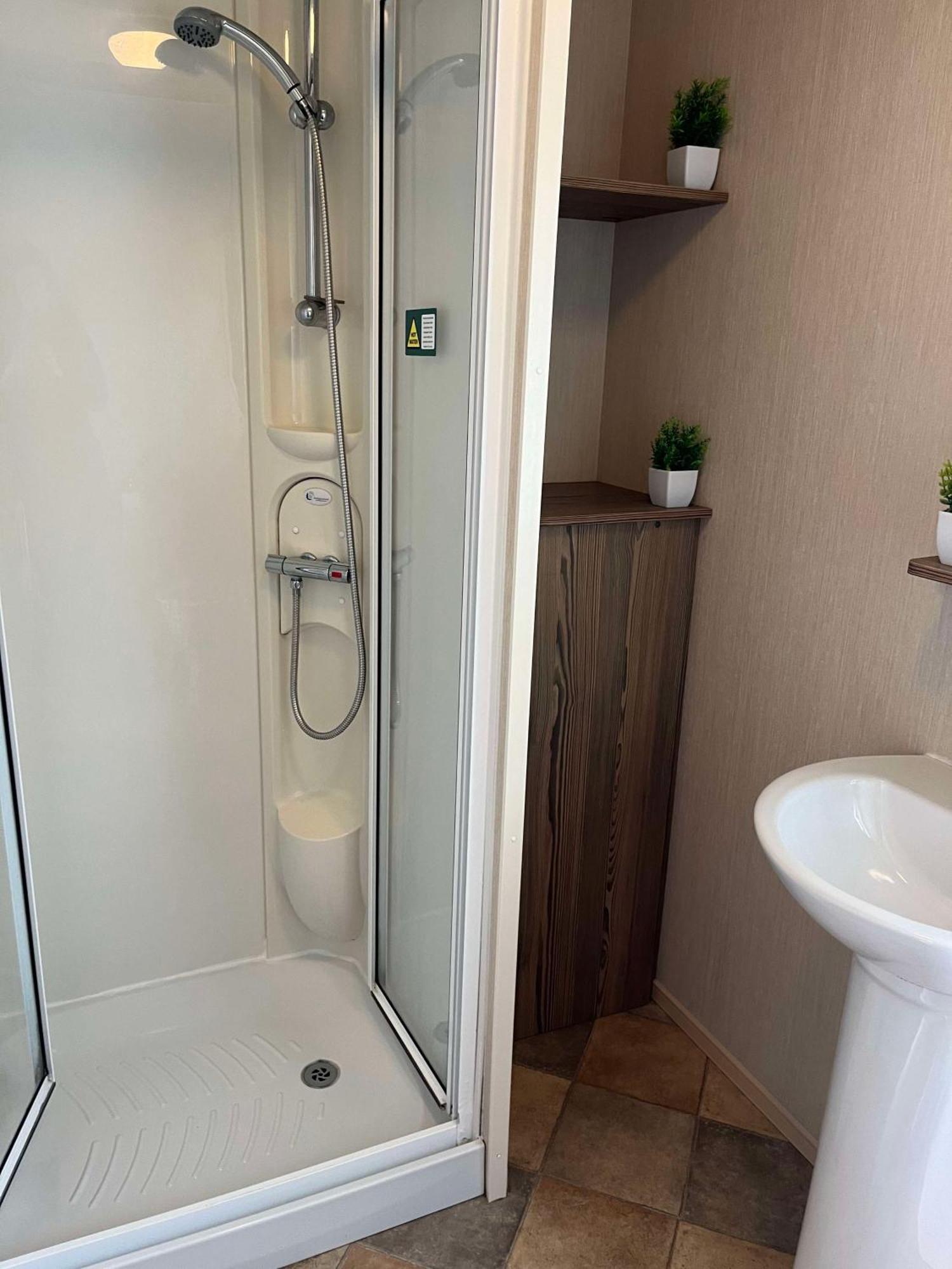 275 - Butlins Skegness, Pet Friendly And Wifi - Meadow Lakes Caravan & Lodge Hire 英戈尔德梅尔斯 外观 照片